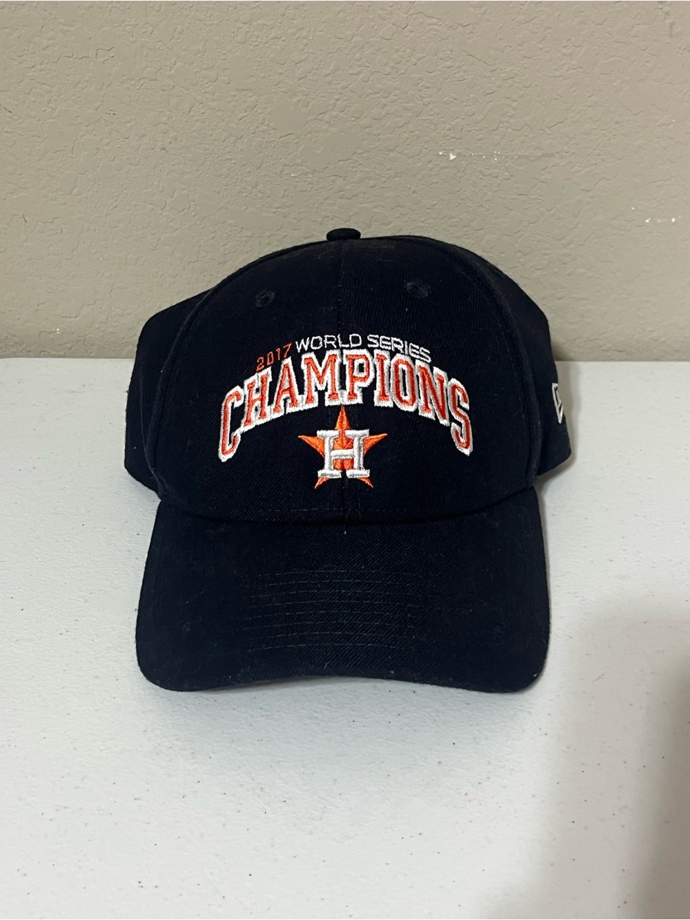 Houston Astros 2017 WS Champs Baseball Cap OneSize New Era 9Forty Only Worn Once